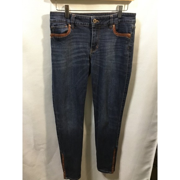 White House Black Market Denim - White House/Black Market Size 4 Skimmer